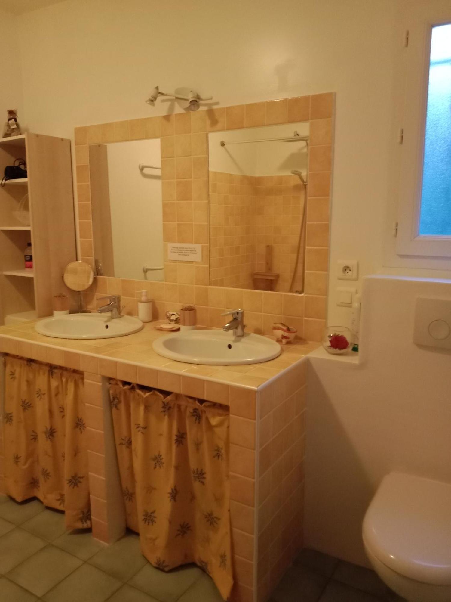 La Farigoulette Panzió Lorgues Kültér fotó